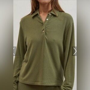 new DONNI. Sage‎ Green Polo Shirt for women Small